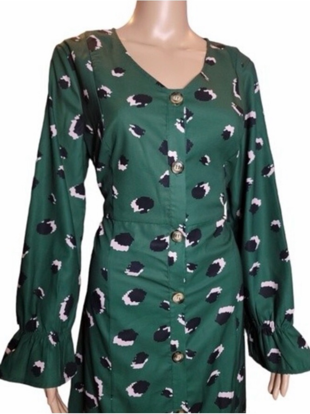 Journey Five Women’s Green leopard print Button-Front Long Sleeve Dress